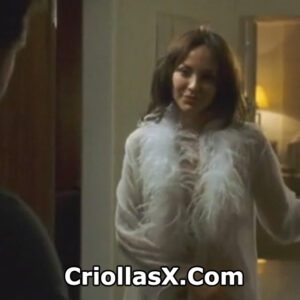 Carolina Gómez Actriz colombiana en escena caliente - Actriz colombiana gratis