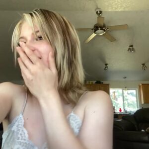Fancylittlefork tímido streamer flashes tetas video prohibido