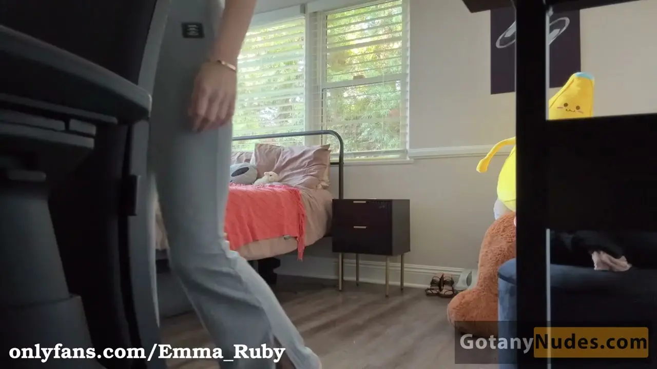 Emma Ruby Private OF Video