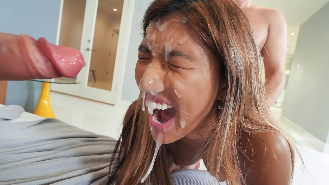 Little cum slut needs icing on her Christmas cookies