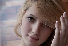 Naked girl masturbates by the balcony